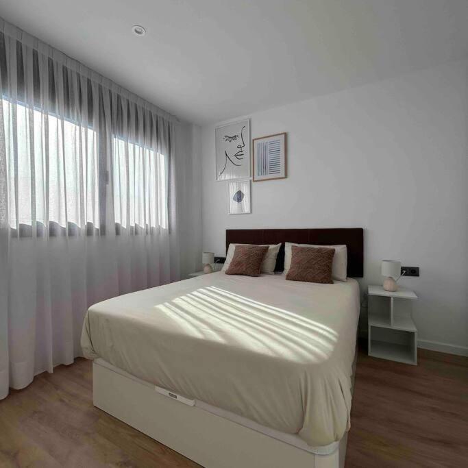 Estrenalo A Minutos De Bcn Apartment Sant Feliu de Llobregat Exterior photo