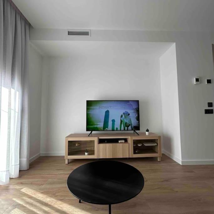 Estrenalo A Minutos De Bcn Apartment Sant Feliu de Llobregat Exterior photo