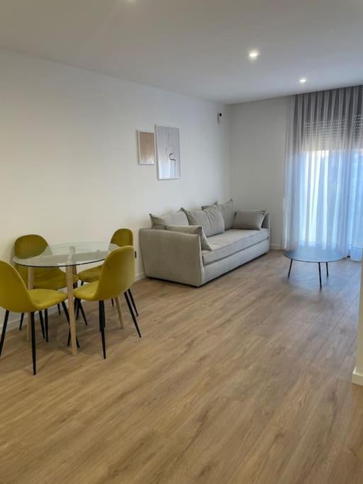 Estrenalo A Minutos De Bcn Apartment Sant Feliu de Llobregat Exterior photo